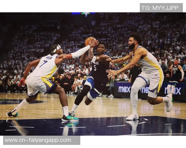 华子24岁前已创下19次40分记录现役24岁以下球员仅有9次追赶艰难